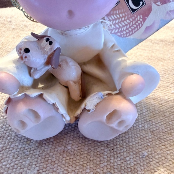 Adorable Angel Cheeks Figurines with Gold Wings - Picture 9 of 12